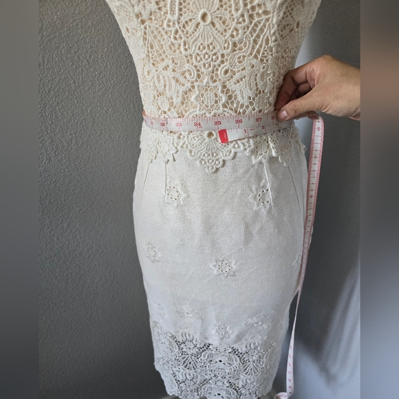 Authentic Rare Dolce & Gabbana Lace Midi Shift Off-White Dress 38 XS - Picture 5 of 9